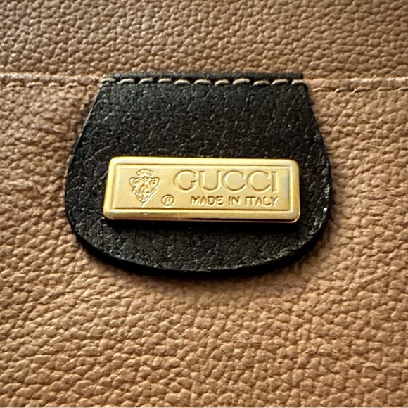 Authentic Early 90/ late 80s Gucci portfolio - Picture 2 of 12